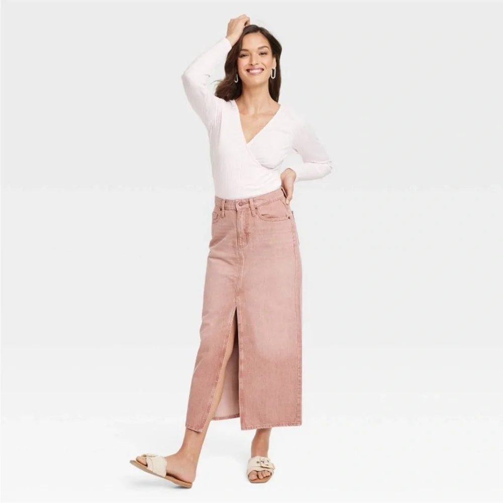 Universal Thread Women's Denim Maxi Skirt - Picture 2 of 4